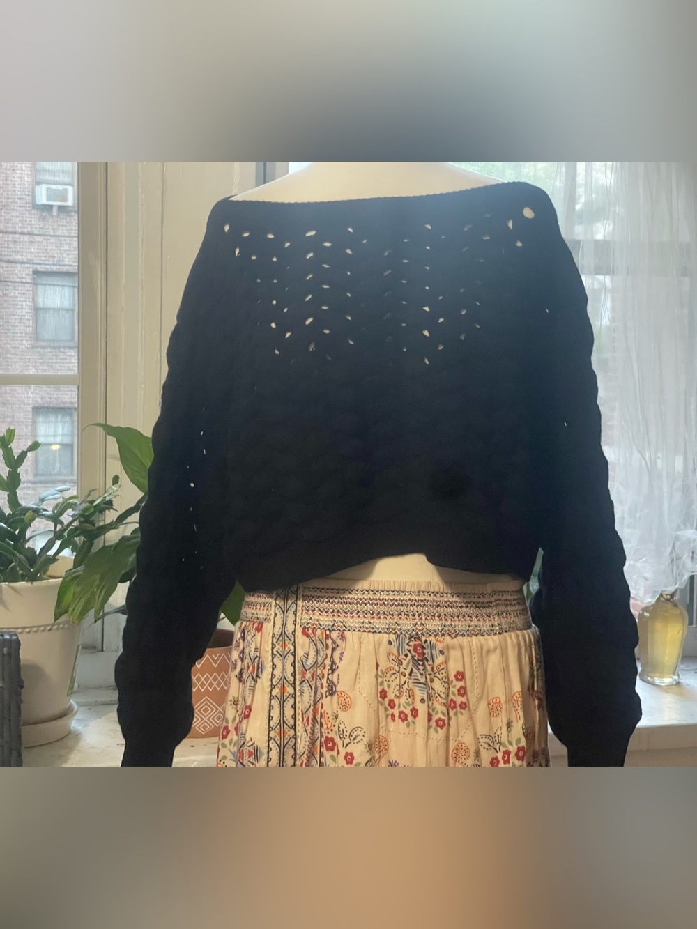 Alice + Olivia Black Off-the-Shoulder Open-Knit Cropped Sweater